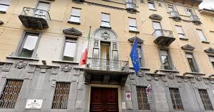 Decadenza dalla concessione di un compendio immobiliare pubblico: il TAR Milano accoglie la domanda cautelare spiegata da un ente sportivo dilettantistico, al fine di mantenere la res adhuc integra nelle more della definizione della controversia nel merito. L’ordinanza cautelare del TAR Milano, Sez. V, n. 652 del 26.05.2026